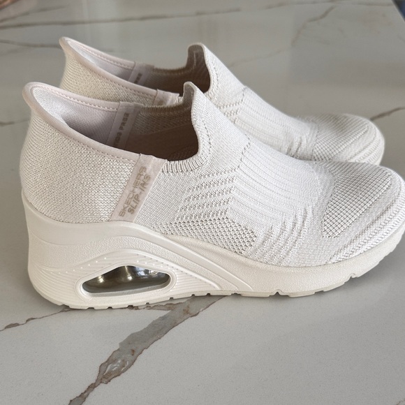 Skechers Women's White Knit Slip-On Sneakers - Picture 3 of 5